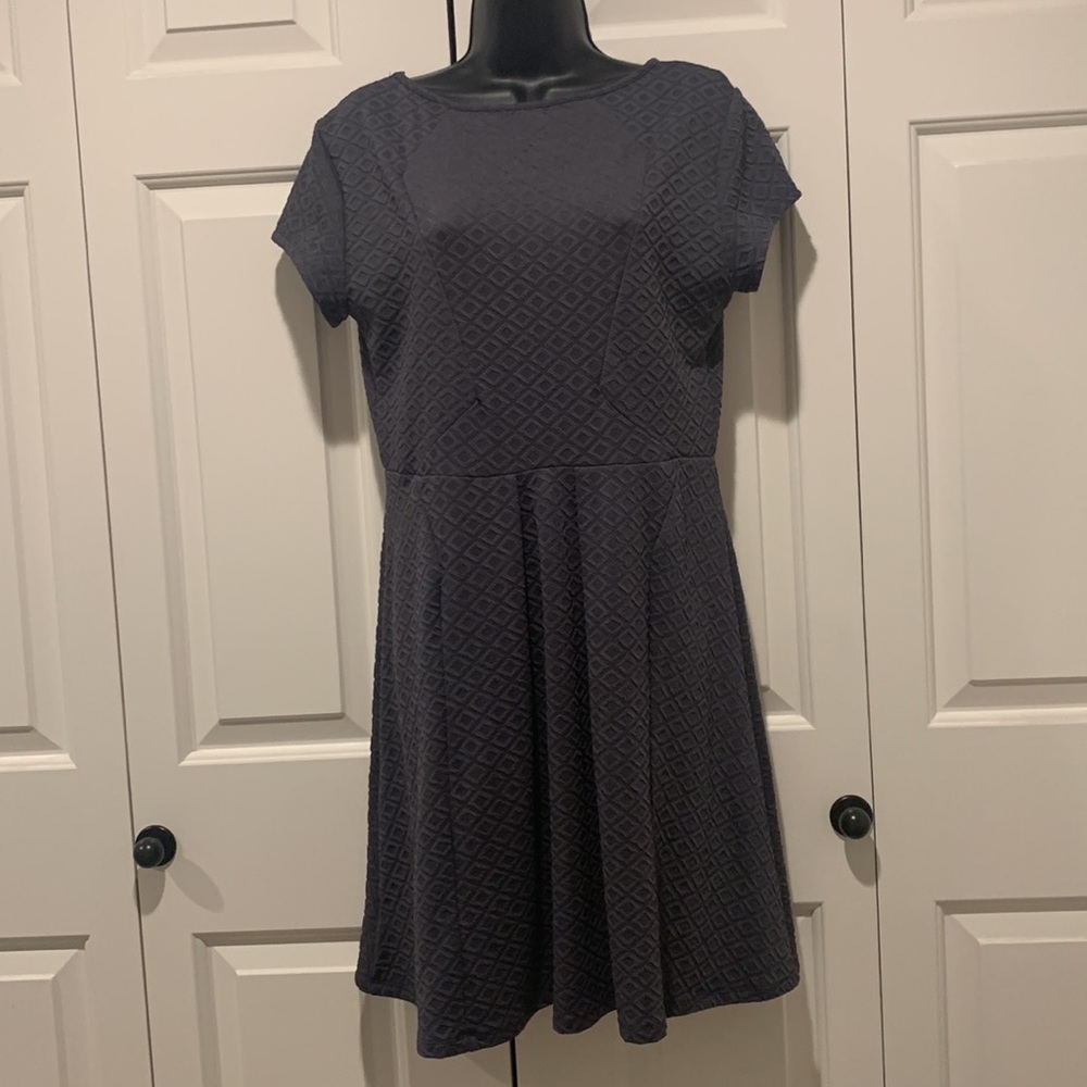 ⭐️ bundle sale ⭐️
 textured gray dress size L